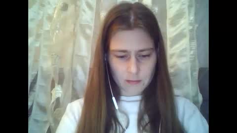 Dog mama online show from April 9, 2026, 7:19 pm