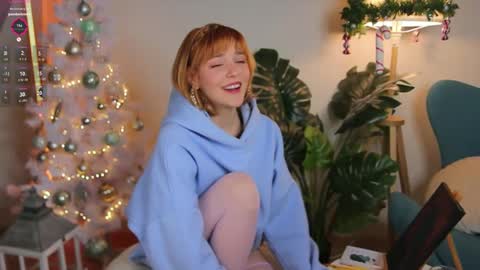 Snapshot of amanda__fox chatting on December 15, 2024, 10:28 am Amanda fox online show from December 15, 2024, 10:28 am