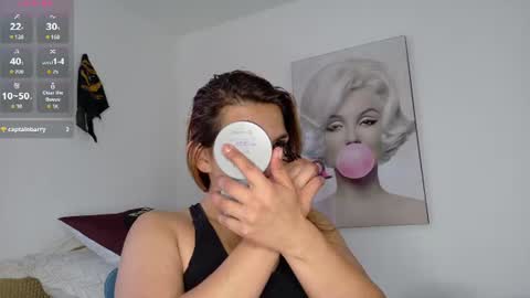amanda_ferrer online show from July 16, 2026, 1:17 pm