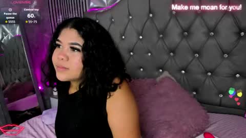 Amanda Moore online show from May 22, 2026, 3:57 am
