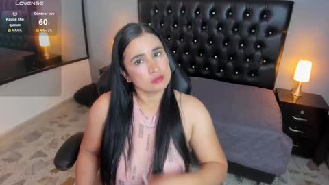 amanda_noir online show from September 24, 2025, 2:26 am