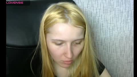 Amanda online show from December 23, 2024, 7:52 pm