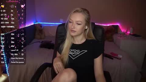 Snapshot of amandaafire chatting on September 10, 2025, 6:57 am Amanda online show from September 10, 2025, 6:57 am