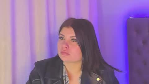 Snapshot of amandahoppe chatting on April 13, 2026, 9:37 am Amanda online show from April 13, 2026, 9:37 am