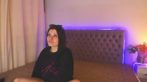 Amanda online show from July 3, 2026, 4:30 am