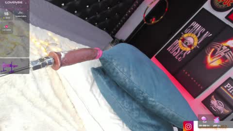 amandajoness  online show from December 22, 2024, 6:48 pm