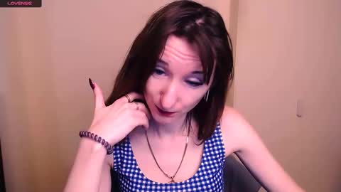 Amanda online show from March 11, 2025, 8:09 am