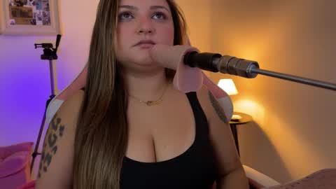 Amandha online show from February 25, 2026, 3:10 pm