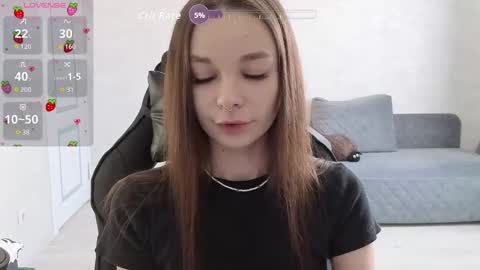 Mila online show from February 20, 2026, 10:38 am