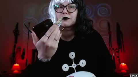 Snapshot of amanita__pantherina chatting on December 5, 2024, 10:44 am Goddess Amanita online show from December 5, 2024, 10:44 am