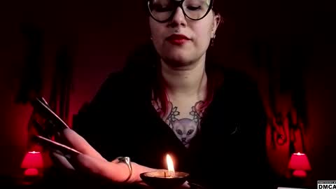 Snapshot of amanita__pantherina chatting on September 26, 2025, 10:30 am Goddess Amanita online show from September 26, 2025, 10:30 am