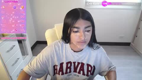 amara_silk online show from March 4, 2026, 6:25 pm