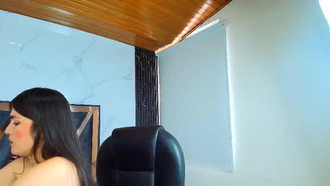 Snapshot of amara_vega chatting on September 15, 2025, 12:05 pm Amara Vega online show from September 15, 2025, 12:05 pm