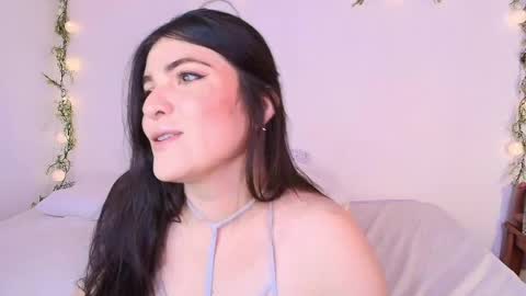 Snapshot of amara_vega chatting on April 27, 2026, 4:16 pm Amara Vega online show from April 27, 2026, 4:16 pm