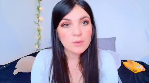 Snapshot of amara_vega chatting on May 7, 2026, 5:18 pm Amara Vega online show from May 7, 2026, 5:18 pm