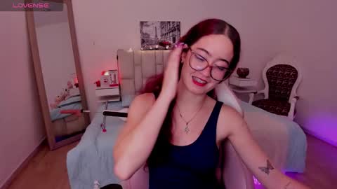 Snapshot of amaraa_couper1 chatting on February 14, 2026, 4:09 am amaraa_couper1 online show from February 14, 2026, 4:09 am