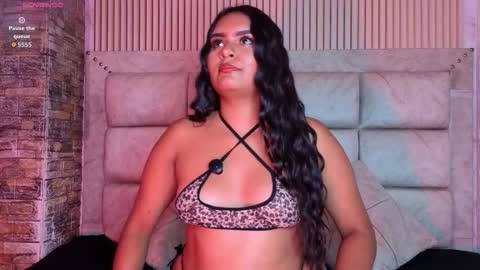 amarahanks_ online show from February 27, 2026, 9:37 pm