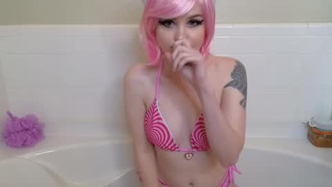 Amara online show from November 28, 2025, 10:01 pm