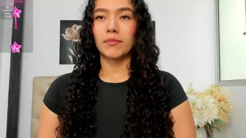 Snapshot of amaranta_f00x chatting on June 9, 2026, 12:39 pm Amaranta online show from June 9, 2026, 12:39 pm