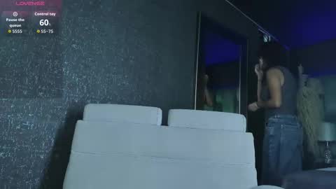 Emily online show from October 1, 2025, 10:43 am