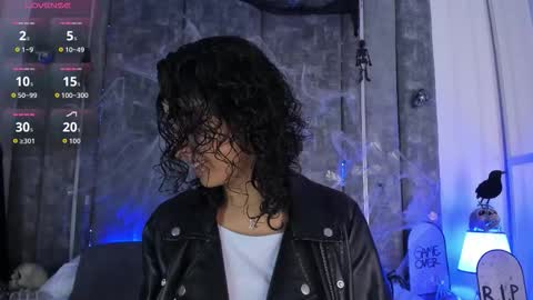 Emily online show from November 1, 2025, 11:56 am