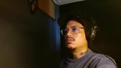 amateurmen33 online show from April 10, 2026, 4:55 pm