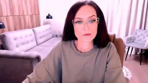 Snapshot of amazingeyes89 chatting on January 9, 2026, 1:36 pm Izza online show from January 9, 2026, 1:36 pm