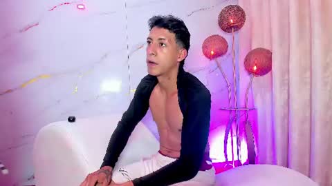 HORNY SOFIA - GOOD GIRL LOOKING TO EXPERIENCE ALL KINDS OF SHOW online show from June 27, 2026, 8:03 pm