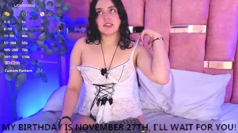 Snapshot of ambar_devon chatting on November 20, 2025, 7:02 pm online show from November 20, 2025, 7:02 pm