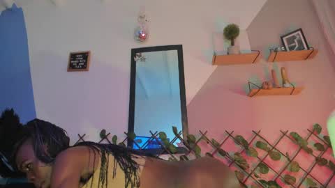 Snapshot of ambar_fitness88 chatting on May 11, 2026, 2:45 pm Ambar fitness88 online show from May 11, 2026, 2:45 pm
