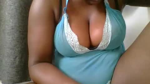 Snapshot of ambar_jasiri chatting on March 5, 2025, 4:56 am Mia online show from March 5, 2025, 4:56 am