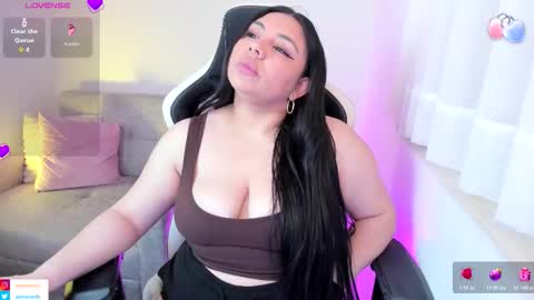 Snapshot of ambar_wells chatting on October 21, 2025, 4:41 pm ana online show from October 21, 2025, 4:41 pm