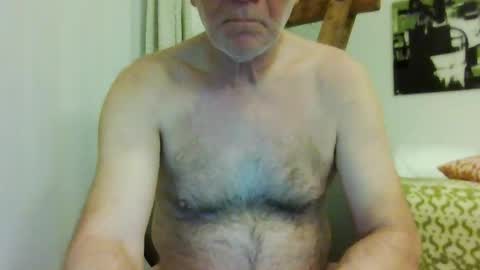 Snapshot of ambassador54 chatting on October 18, 2025, 10:21 pm Ambassador54 online show from October 18, 2025, 10:21 pm