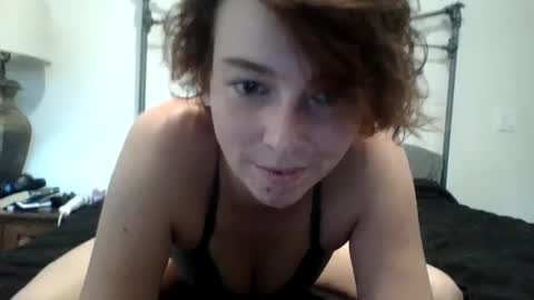 Snapshot of amber420kitty chatting on October 8, 2025, 12:41 am amber420kitty online show from October 8, 2025, 12:41 am