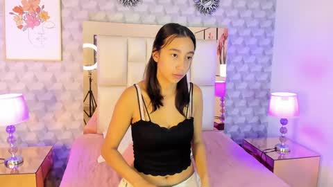 Snapshot of amber_ashfang chatting on April 25, 2026, 11:02 am Amber online show from April 25, 2026, 11:02 am