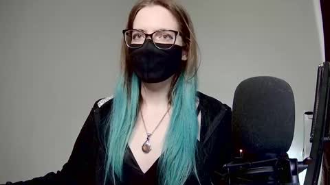 Amber non-nude model online show from February 5, 2025, 5:30 am