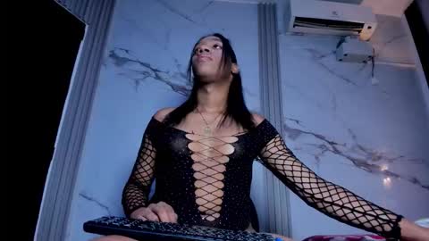 Snapshot of amber_diior chatting on March 8, 2026, 1:47 am Amber online show from March 8, 2026, 1:47 am