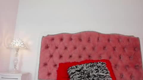 Snapshot of amber_roose75 chatting on September 11, 2025, 12:16 pm julieta  online show from September 11, 2025, 12:16 pm