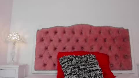 Snapshot of amber_roose75 chatting on October 13, 2025, 1:44 pm julieta  online show from October 13, 2025, 1:44 pm