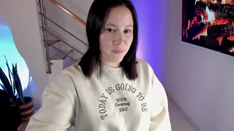 Snapshot of amber_rosewood_ chatting on June 26, 2026, 1:32 am Vivi online show from June 26, 2026, 1:32 am