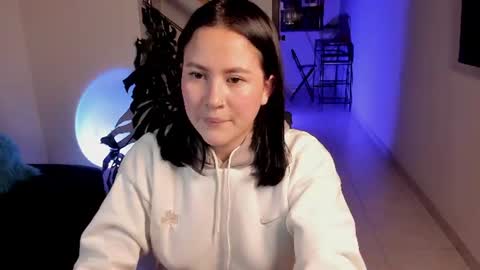 Snapshot of amber_rosewood_ chatting on July 24, 2026, 3:59 am Vivi online show from July 24, 2026, 3:59 am