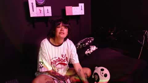 Snapshot of amber_rouss chatting on October 1, 2025, 2:28 am ROUSS online show from October 1, 2025, 2:28 am