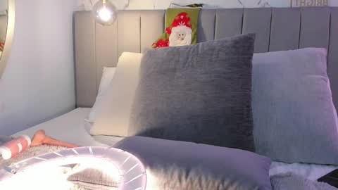 Amber online show from December 19, 2025, 12:50 am