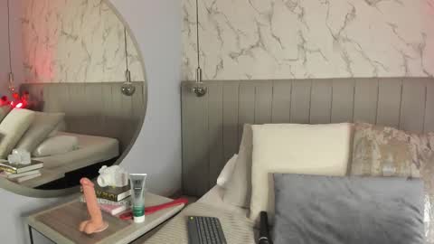 Amber online show from February 22, 2026, 6:39 pm