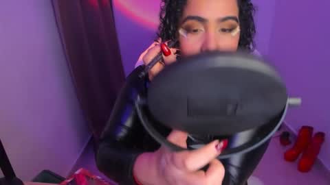 Snapshot of amber_smith20 chatting on February 7, 2026, 12:14 am find me here --- online show from February 7, 2026, 12:14 am