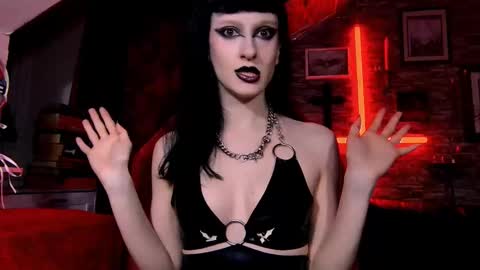 DEMONESS AMBER 666 online show from January 11, 2026, 3:33 am
