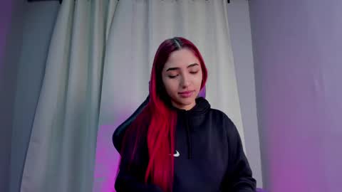 Amber Baker  online show from March 10, 2025, 12:37 pm