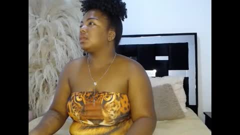 Snapshot of amberblazzee chatting on October 22, 2025, 12:05 pm Amberblazzee online show from October 22, 2025, 12:05 pm