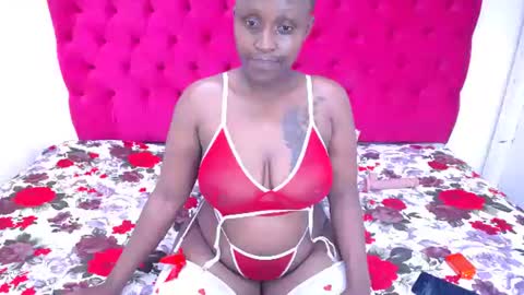 amberdiamondmmm online show from October 20, 2025, 12:05 pm