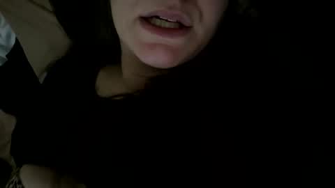 amberkni online show from April 11, 2026, 6:18 am